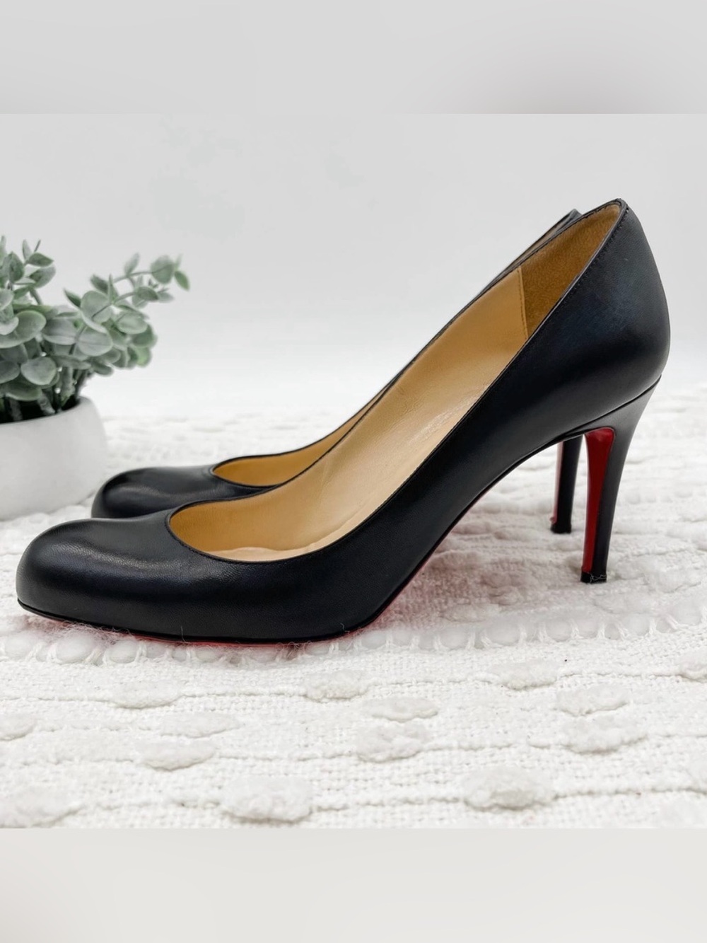 Christian Louboutin Black Leather Pumps with Red Soles - Picture 3 of 16